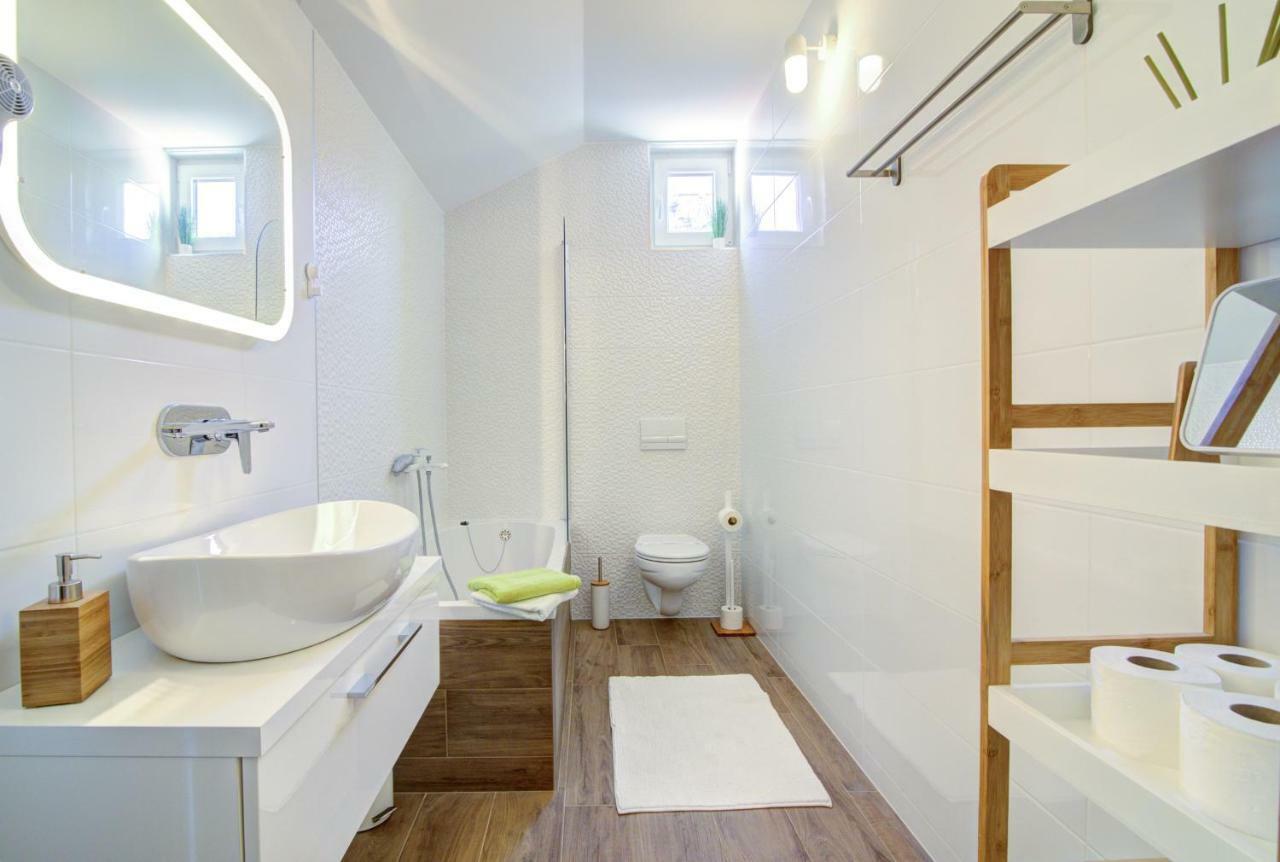 Apartment Segnia เซนญ์ ภายนอก รูปภาพ